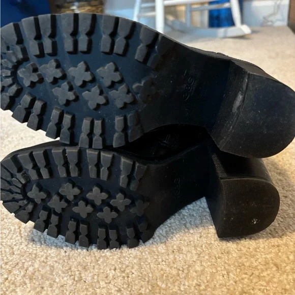 Guess Black Leather Heeled Boots - Picture 5 of 11